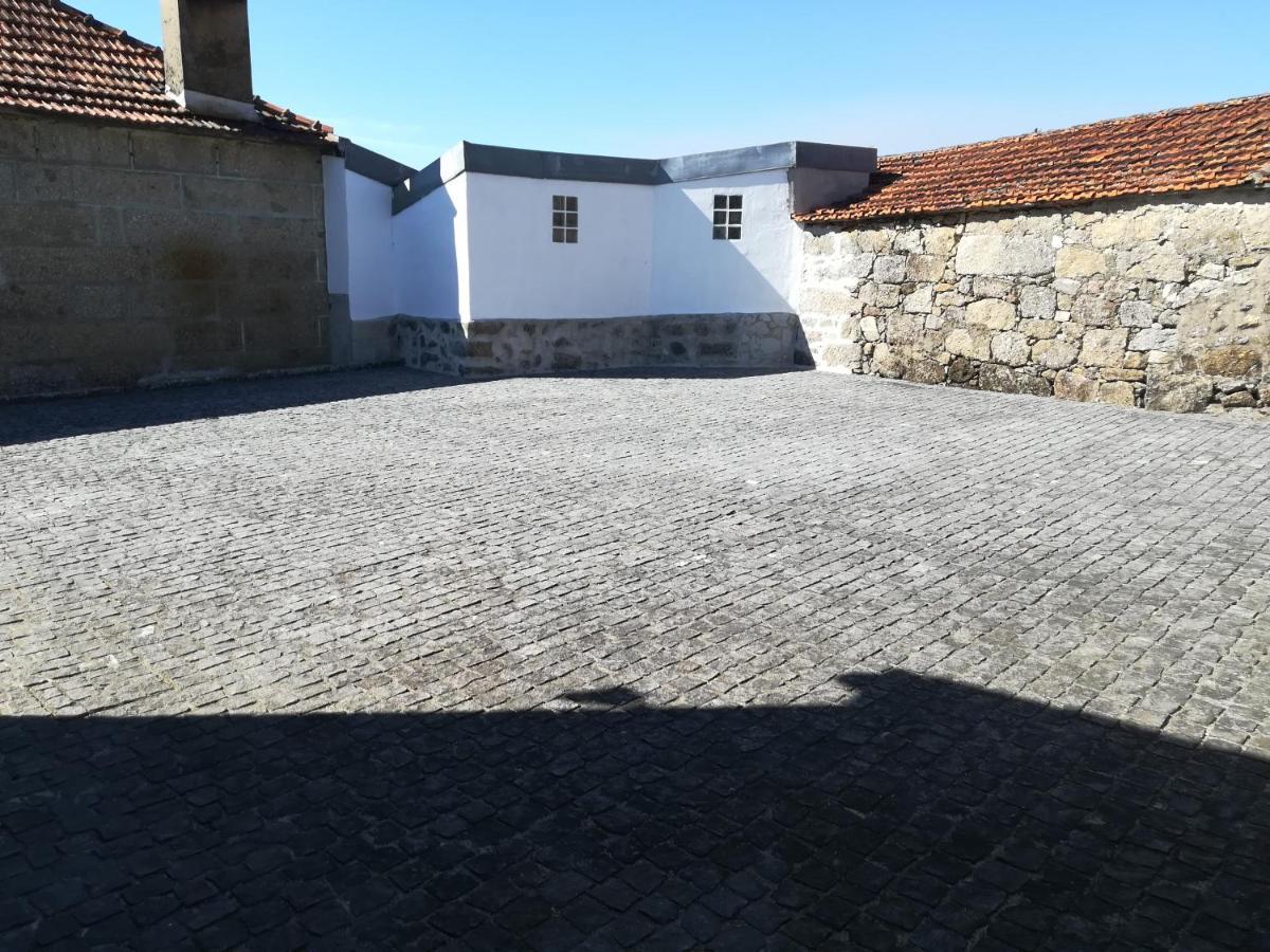 Santo Tirso Holidays Home ภายนอก รูปภาพ
