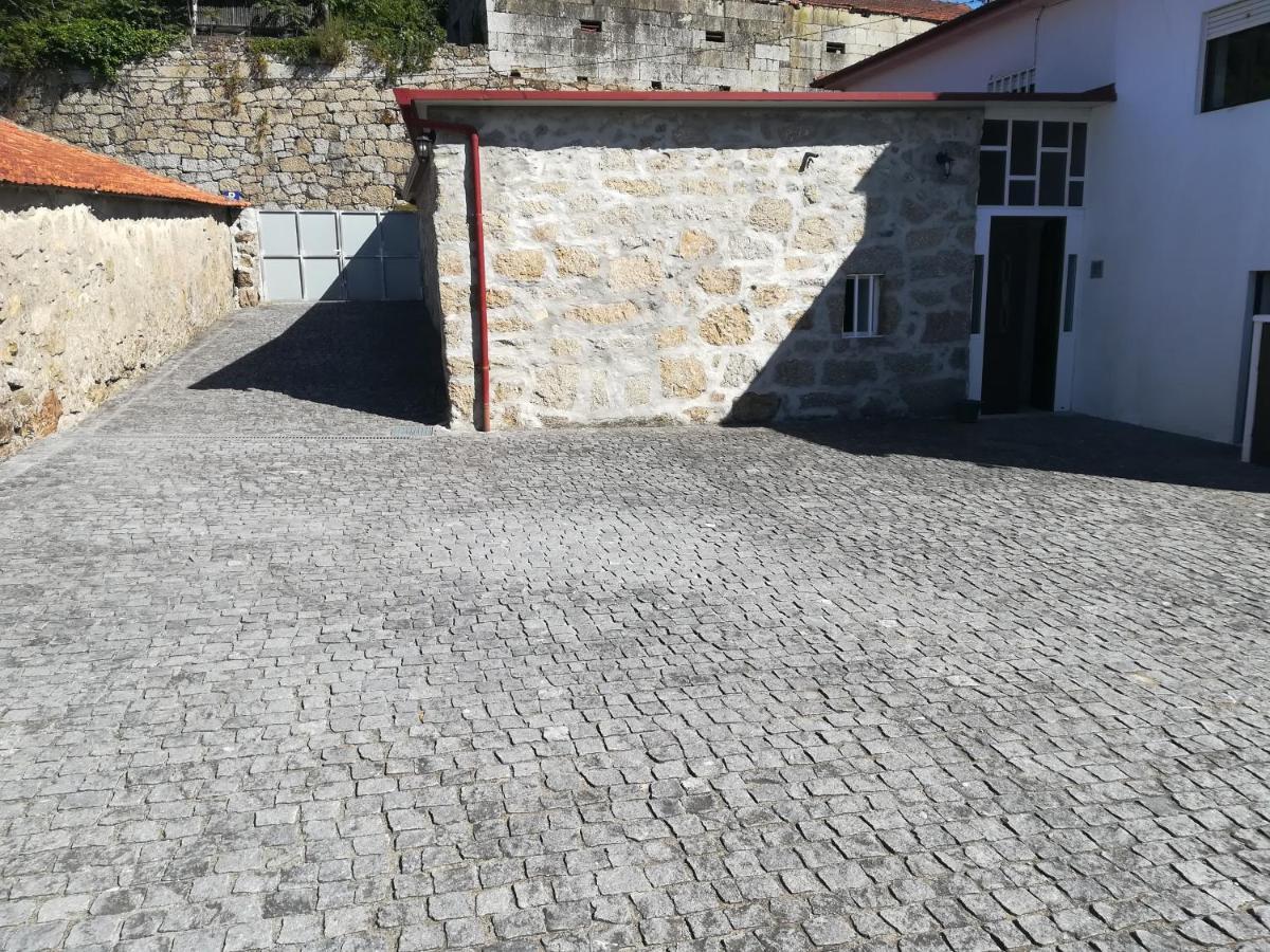 Santo Tirso Holidays Home ภายนอก รูปภาพ